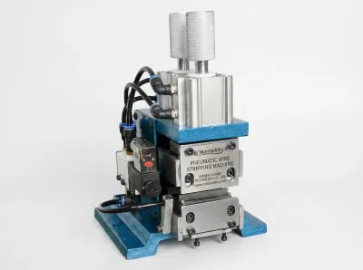 เครื่องปอกสายไฟนิวเมติกแนวตั้ง A-34 สำหรับสาย AC/DC - เครื่องปอกและบิดสายไฟหลายแกน
