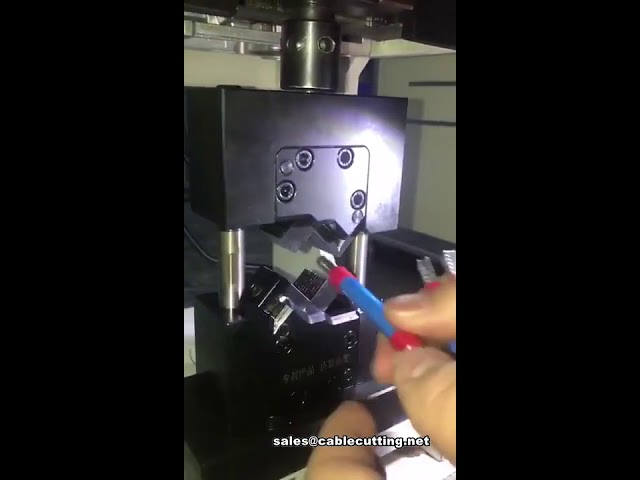 เครื่องกดขั้วต่ออัตโนมัติ เปลี่ยนแม่พิมพ์สี่เหลี่ยมได้อิสระ (Terminal Crimping Machine)
