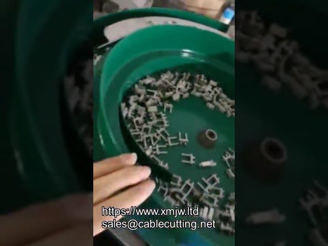 เครื่องย้ำหัวปลั๊ก 3 ขา พร้อมคู่มือภาษาอังกฤษ | เครื่องย้ำสายไฟอุตสาหกรรมประสิทธิภาพสูง