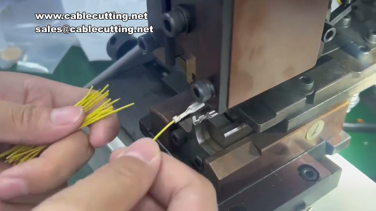 เครื่อง crimping ขั้วต่อสายไฟกึ่งอัตโนมัติ 1.5 ตัน 110V พร้อมหัว Crimping Applicator