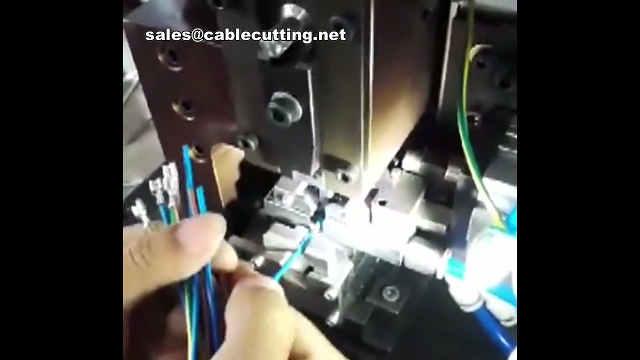 เครื่องปอกและ crimp ขั้วต่อสายไฟอัตโนมัติแนวนอน รองรับ DC/AC และสาย multi-core
