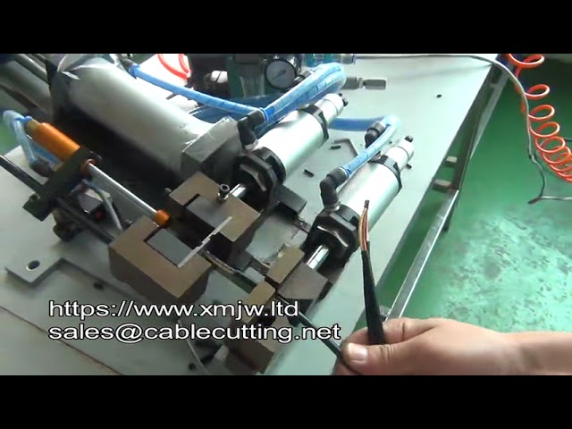 เครื่องปอกสายไฟกึ่งอัตโนมัติระบบลม ปอกแม่นยำ งานไว | Semi-Automatic Pneumatic Cable Stripper