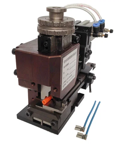 อุปกรณ์ย้ำนิวเมติกแบบยุโรป Ta-20f สำหรับเทอร์มินอลแบบธง TA-20F